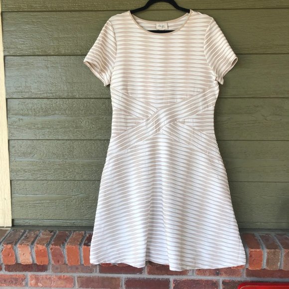 Beige by eci Dresses & Skirts - 🟣🟣🟣Beige by ECI Dress White/Tan
